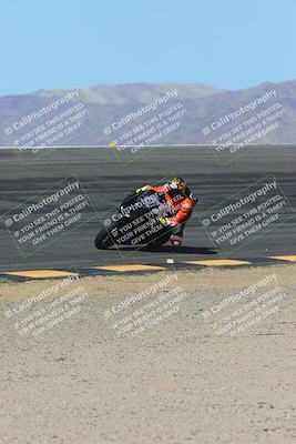 media/Mar-24-2025-Moto Forza (Mon) [[57ce5c5cff]]/1-Advanced Group/Session 2 (Bowl)/